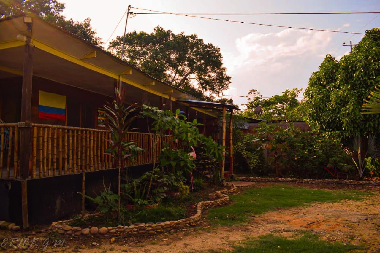 Hostal Cano Nevera La Macarena Luaran gambar