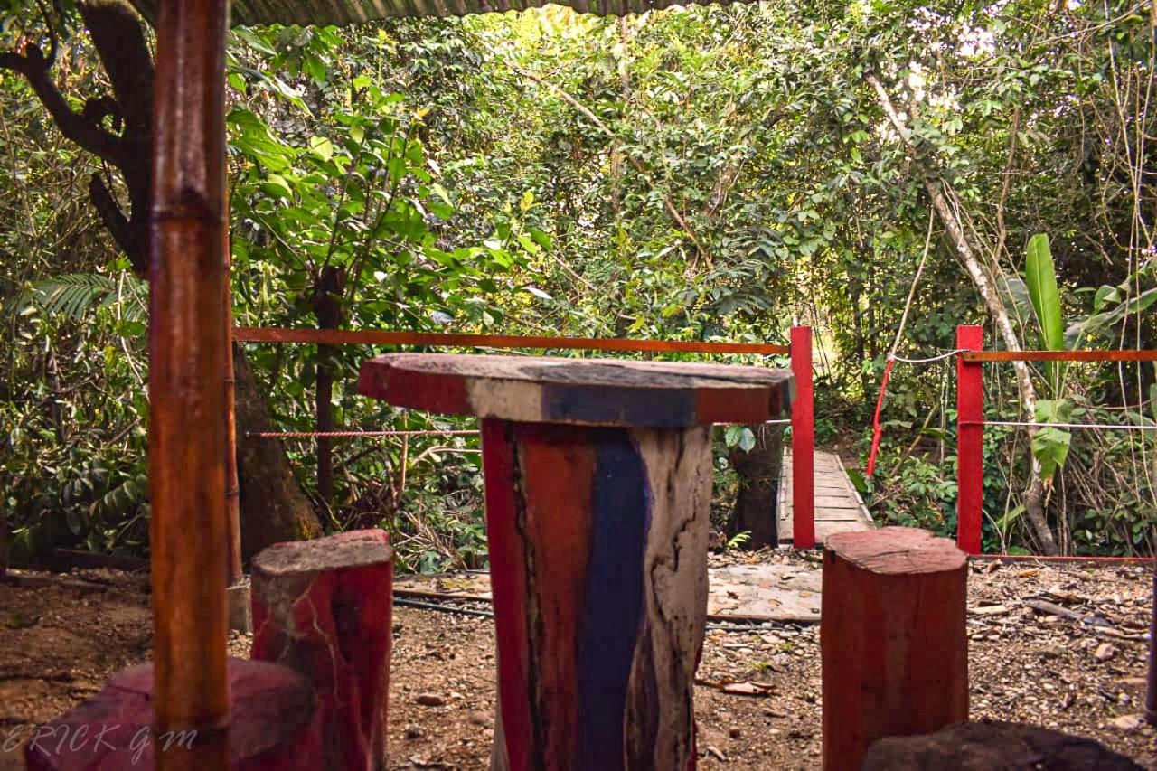 Hostal Cano Nevera La Macarena Luaran gambar